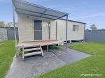 PEACEFUL & CHARMING 2-BEDROOM GRANNY FLAT WITH SUNNY DECK IN CASTLEREAGH