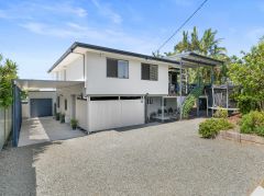 ONE PROPERTY. TWO HOMES. ENDLESS OPTIONS.