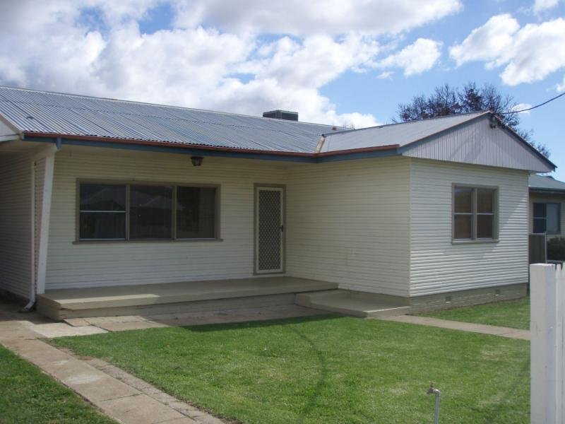 Property For Sale in Tamworth