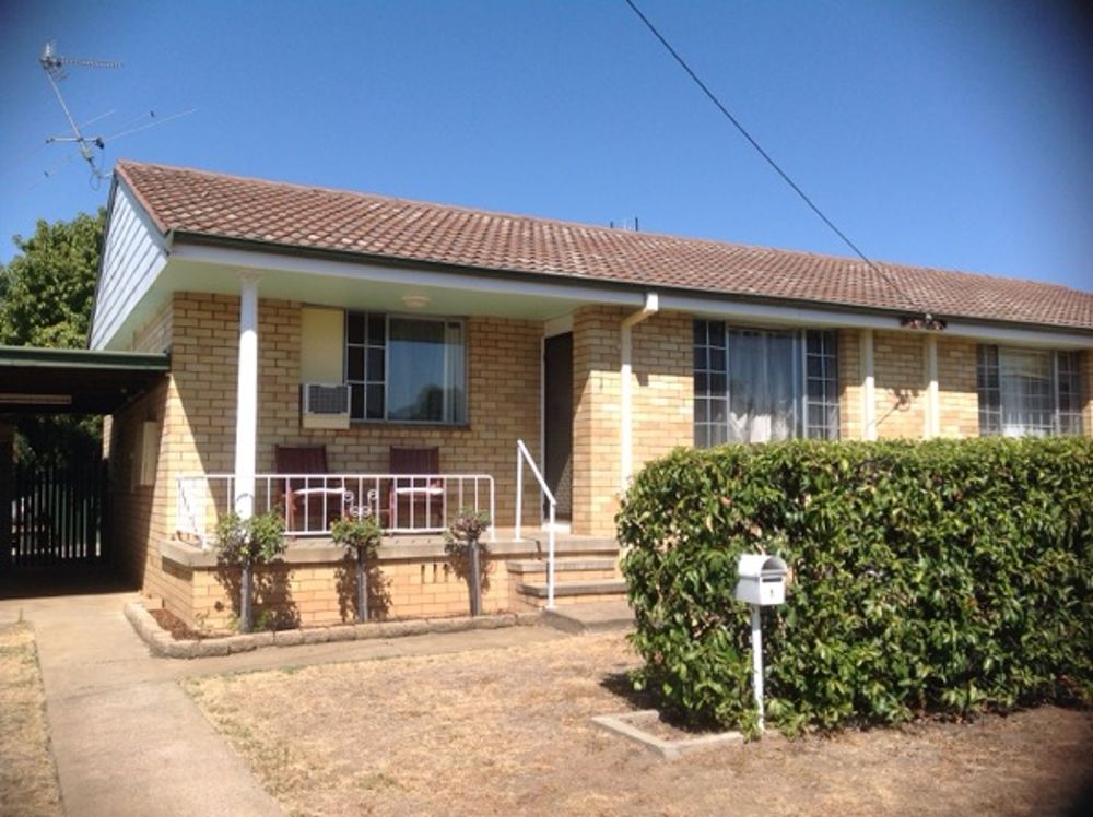 Property For Sale in Tamworth