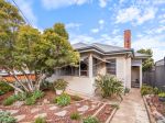 HOME WITH A STUDIO FLAT OR A DOUBLE INCOME INVESTMENT!
