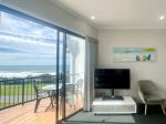 TOP FLOOR OCEAN VIEWS | GREAT WEEKENDER WITH SERIOUS INCOME POTENTIAL