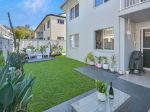 ***  EXCEPTIONAL VALUE & WALK TO SHOPS, RESTAURANTS, VILLAGE CENTRE & MUCH MUCH MORE!!  ***