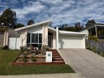 SPACIOUS BRIGHTWATER HOME WITH DUCTED AIR CON