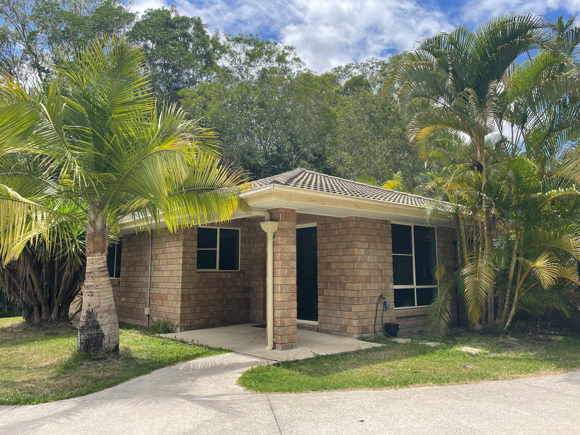 RURAL FEEL AT PRIVATE OASIS