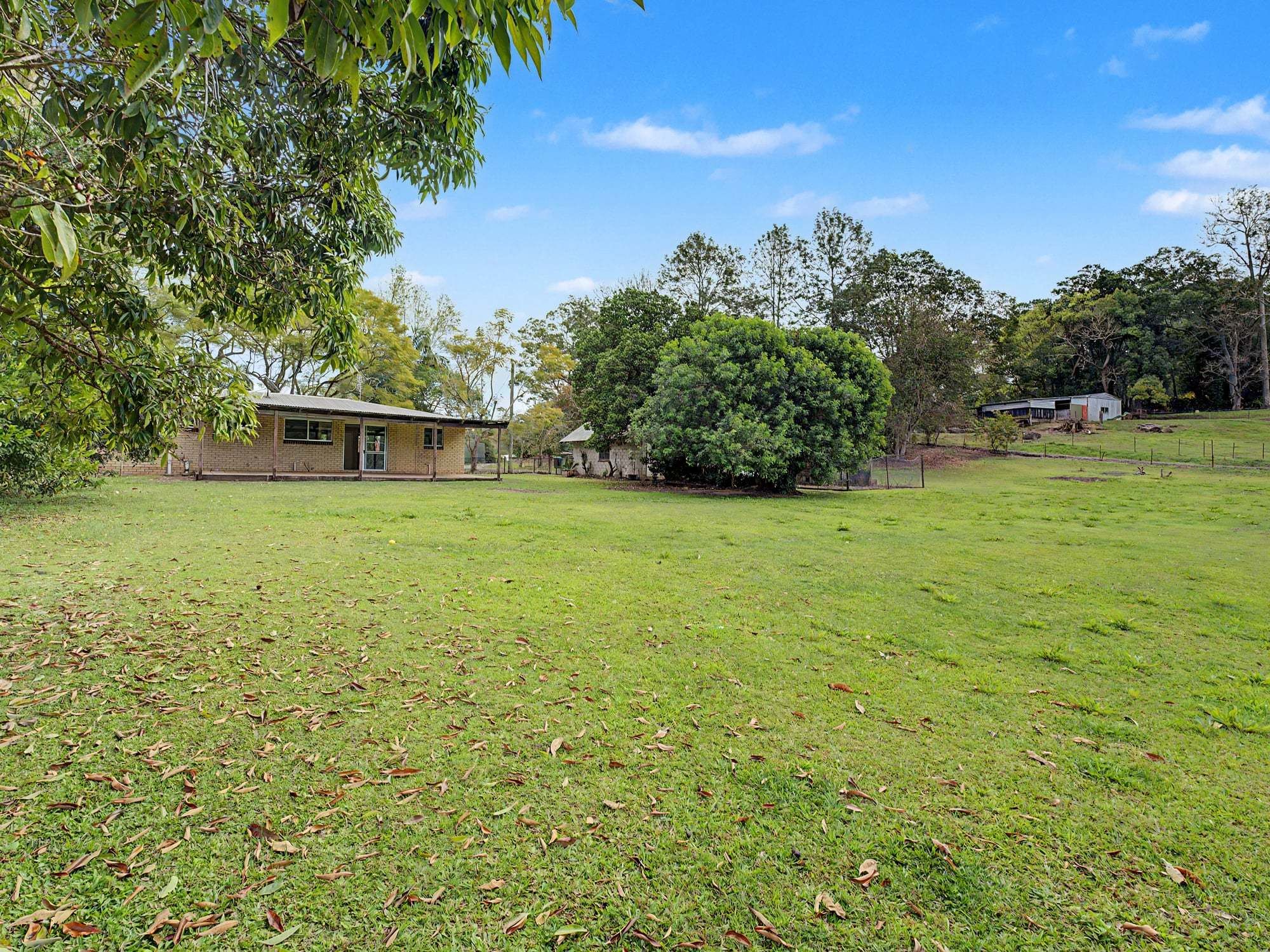 ROOM TO MOVE IN MOOLOOLAH VALLEY