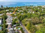 SUNSHINE & BEACH VIBES - STYLISH & CENTRAL TWO BEDROOM APARTMENT