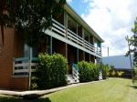 CENTRALLY LOCATED TOWNHOUSE IN WEST GLADSTONE