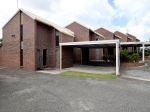 SPACIOUS TOWNHOUSE, 2 BEDROOMS + OFFICE, FULLY AIR CONDITIONED, UNDERCOVER CAR PARKING AT DOOR