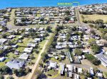 GREAT LOCATION - THE OAKS CARAVAN PARK, BURNETT HEADS