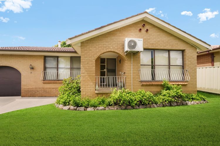 OPEN HOME SATURDAY 28/2 AT 11:00AM - 11:30AM