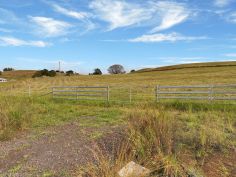 PEACEFUL RURAL LIFESTYLE WITH STUNNING VIEWS &NDASH; 3.8HA (APPROX. 9.4 ACRES)