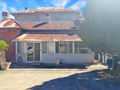 CONVENIENTLY LOCATED IN CBD - AVAILABLE NOW
