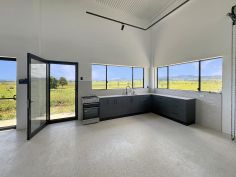 LIVING RURAL WITH STYLE