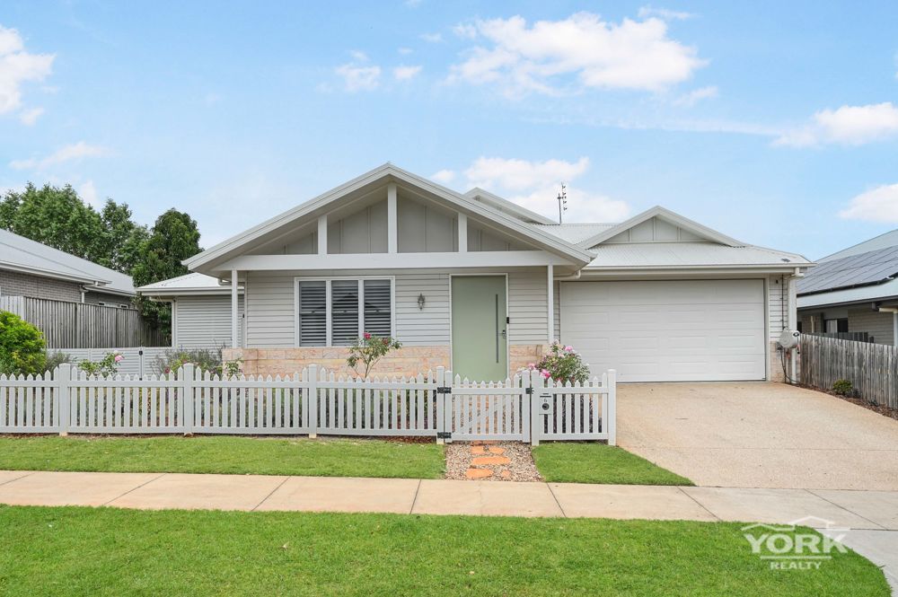 QUINTESSENTIAL FAMILY HOME!