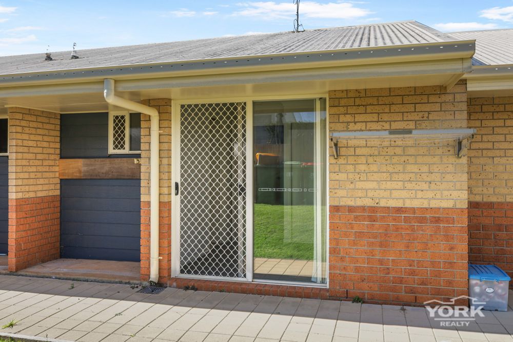 HIGH-DEMAND INVESTMENT OR IDEAL DOWNSIZER OPPORTUNITY