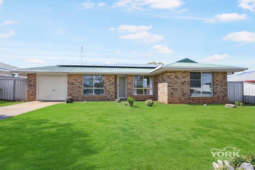 RARE 6 BEDROOM HOUSE IN A TIGHTLY HELD WILSONTON POCKET