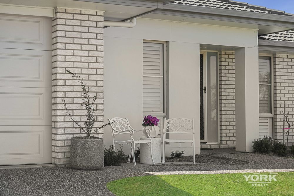 FRESHLY UPDATED FAMILY HOME - READY TO MOVE IN