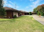 CENTRAL 2 BEDROOM UNIT - CLOSE TO ST BRENDANS CHURCH & DEAKIN RESERVE