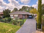 FOUR BEDROOMS HOUSE WITH RESERVE OUTLOOK