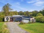 ACREAGE LIVING FOR ALL THE FAMILY