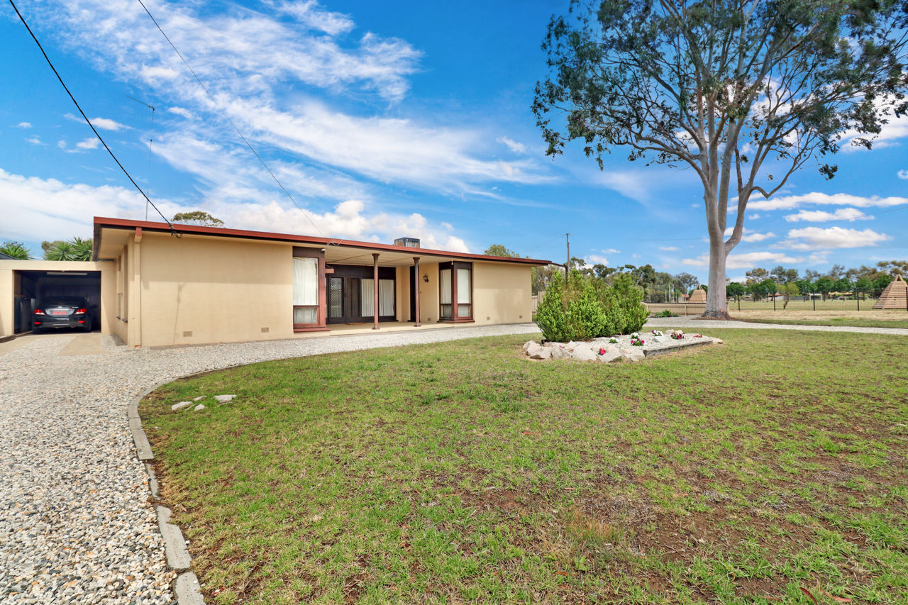 PRIME SOUTH LOCATION - MOVE-IN READY