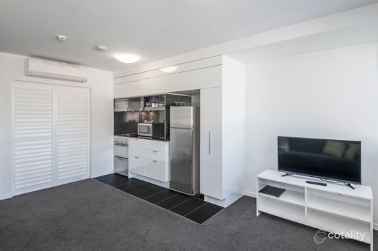 MODERN INNER-CITY LIVING OR SMART INVESTMENT OPPORTUNITY