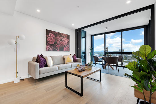 BRAND NEW APARTMENT IN SOUTHPORT | READY TO MOVE IN