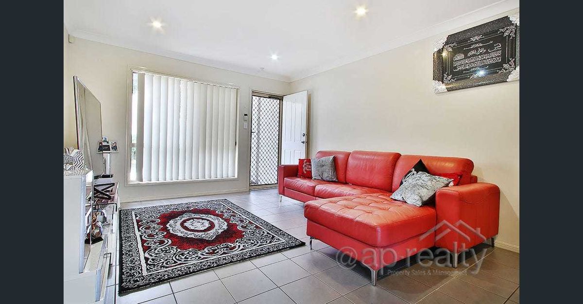 WELCOME TO 11/20 KATHLEEN STREET, RICHLANDS