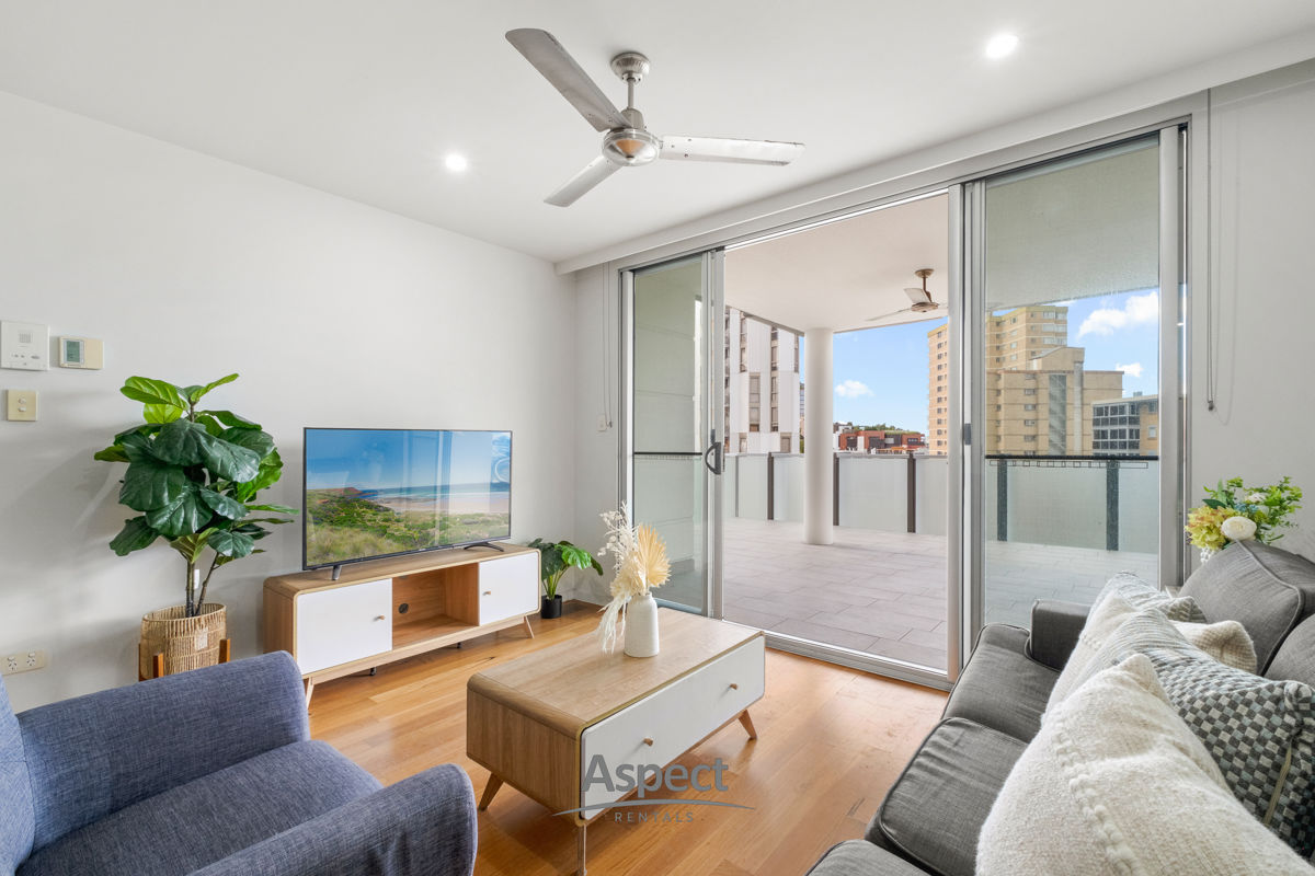 SPACIOUS APARTMENT WITH OVERSIZED BALCONY IN PRIME TOOWONG LOCATION