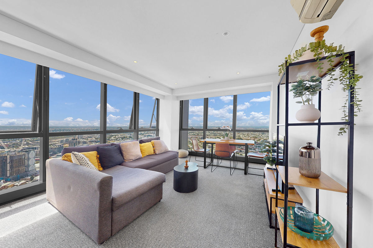 SKY-HIGH LIVING | STRONG RETURNS | ULTIMATE CBD LIFESTYLE