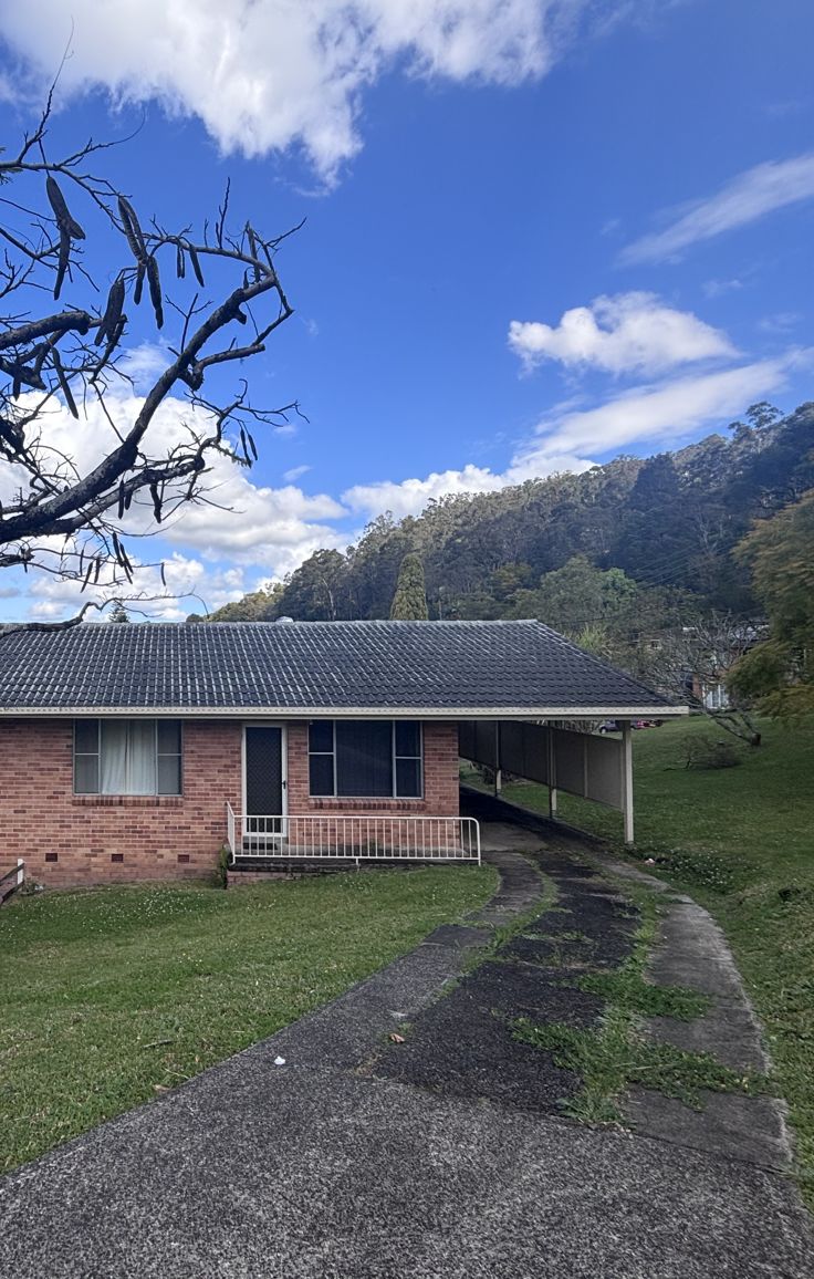 QUIET AND CONVENIENTLY LOCATED 2BED UNIT