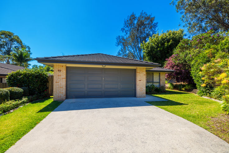 CONTEMPORARY COMFORT & EFFORTLESS LIVING
