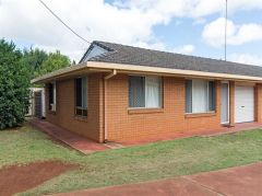 LOW-MAINTENANCE LIVING IN PRIME LOCATION