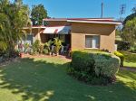 CHARMING COUNTRY RETREAT ON A SPACIOUS 4,201M&SUP2; BLOCK