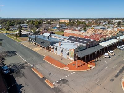 PAK GALLERY - A LANDMARK OPPORTUNITY IN COOLAMON