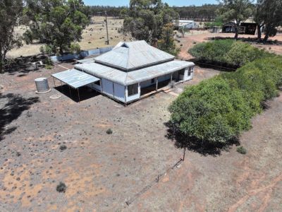 GENUINE 'TREE CHANGE' OPPORTUNITY