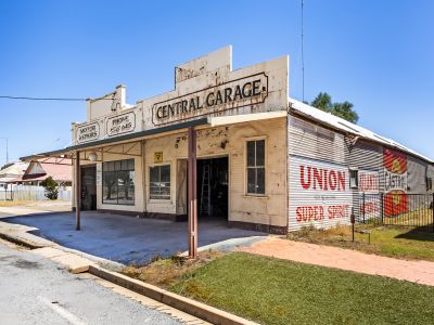 CENTRAL GARAGE GANMAIN