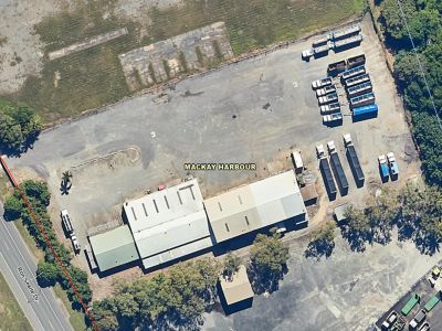 LARGE INDUSTRIAL SHED & HARDSTAND &NDASH; FOR SALE OR LEASE