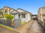CLASSIC FAMILY HOME  - POSITION AND POTENTIAL - 537SQM BLOCK - OPEN TO VIEW SATURDAY 2.30-3PM