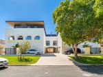 SOPHISTICATED 3-LEVEL LUXURY RESIDENCE &NDASH; NEAR NEW & ARCHITECTURALLY DESIGNED