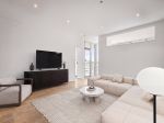 ELEVATED APARTMENT LIVING IN A CONVENIENT ROCKDALE SETTING