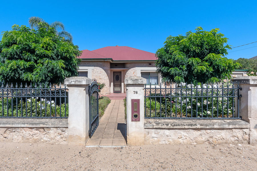 HOTTER THAN A HOT CHIP...!