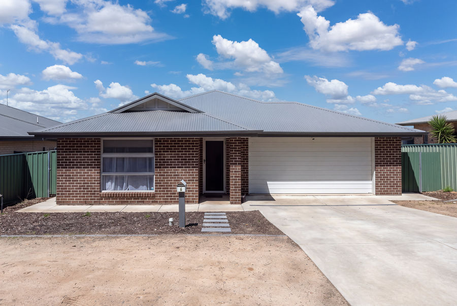 EASY LIVING FAMILY HOME - INVESTMENT
