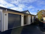 BRIGHT &AMP; LOW MAINTENANCE - 2 BEDROOM IN QUIET LOCATION.