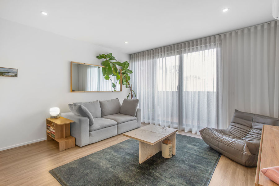 LIFESTYLE. LOCATION. LIGHT.