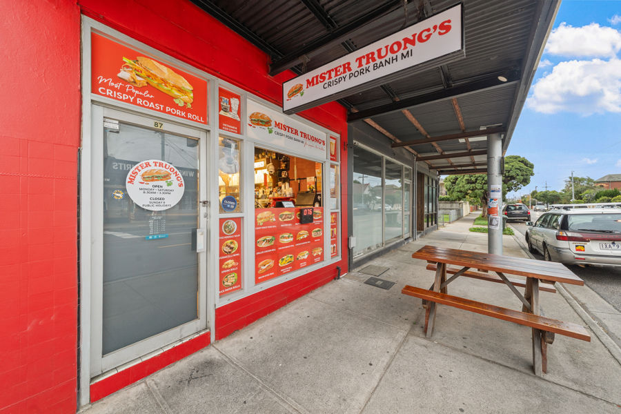 A LOCAL INSTITUTION, SHOP & BUSINESS OPPORTUNITY