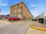 AFFORDABLE & CONVENIENT - JUST MINUTES FROM CBD