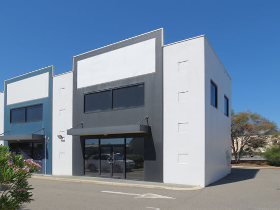 SMART OFFICE INVESTMENT WITH SITTING TENANT - NEAT PROPERTY IN HIGH EXPOSURE LOCATION.