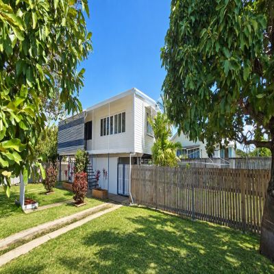 UPDATED HIGH SET HOME, MOVE-IN READY